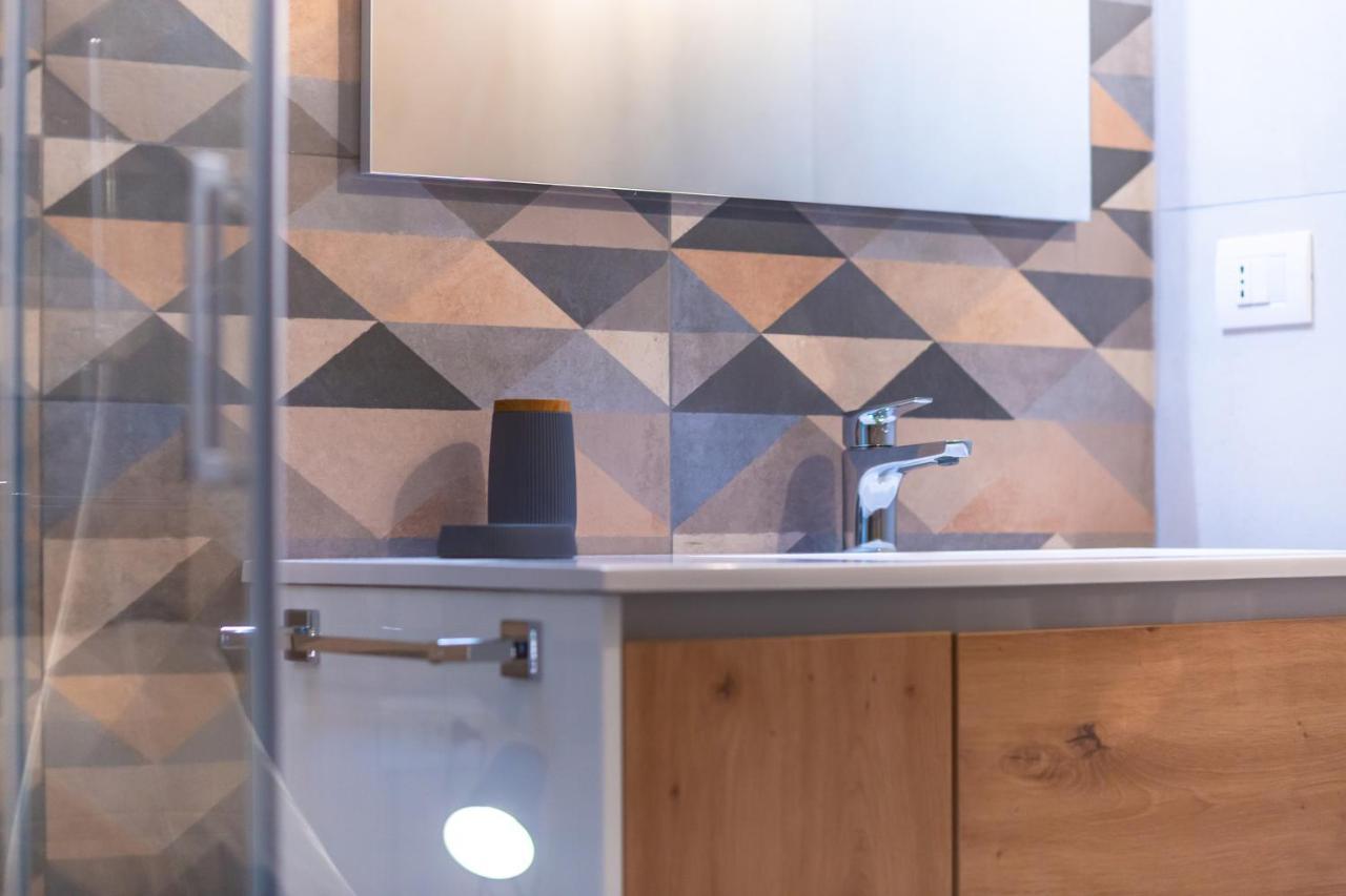 Residenza Partanna By Napoliapartments Bagian luar foto
