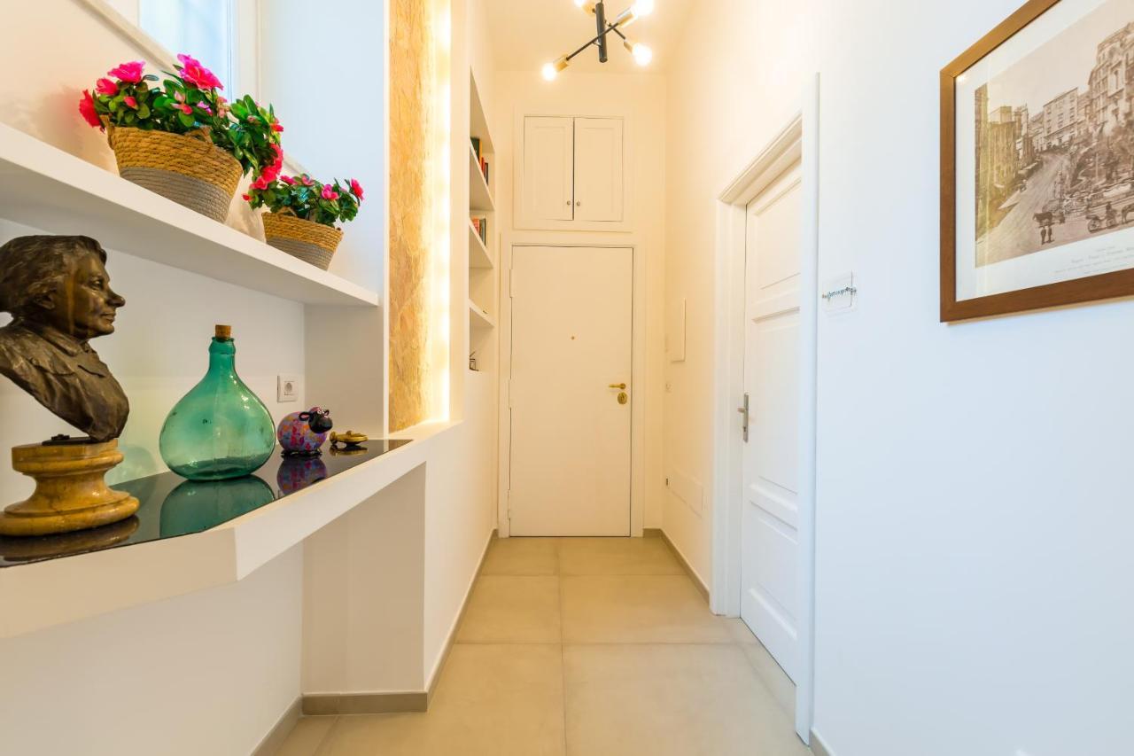 Residenza Partanna By Napoliapartments Bagian luar foto
