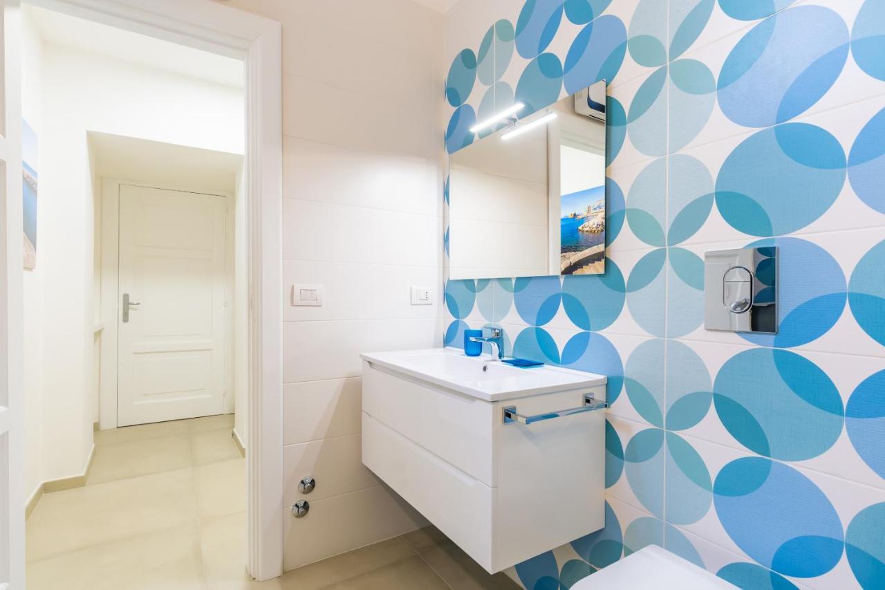 Residenza Partanna By Napoliapartments Bagian luar foto