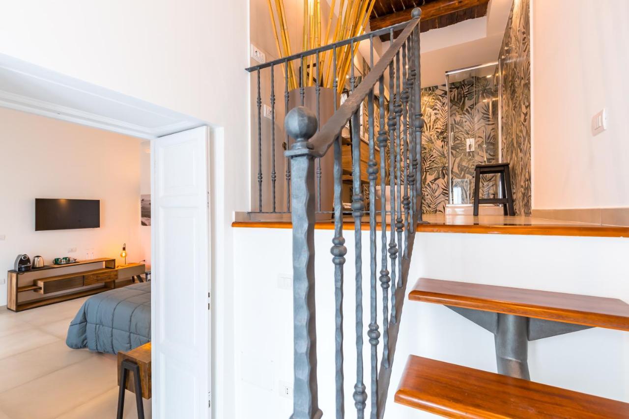 Residenza Partanna By Napoliapartments Bagian luar foto