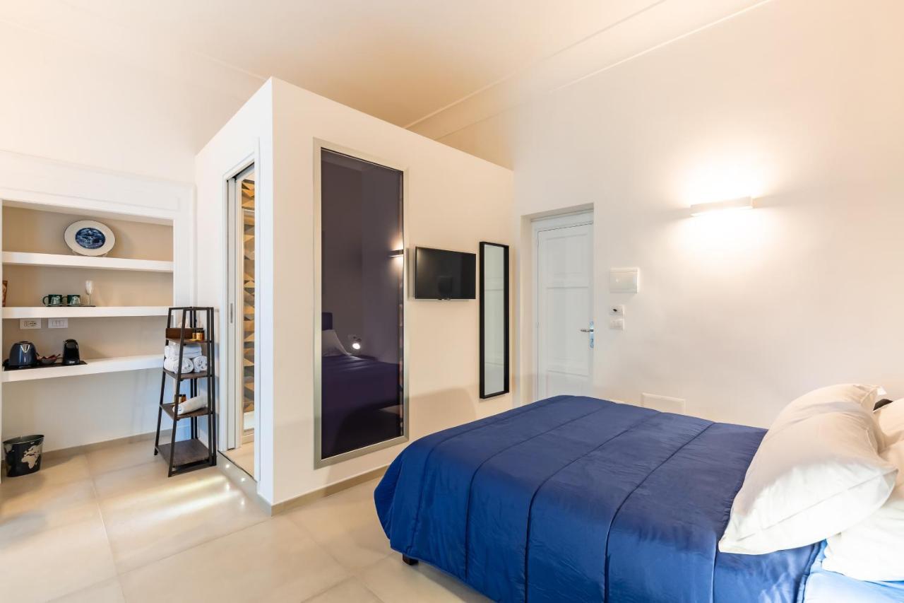 Residenza Partanna By Napoliapartments Bagian luar foto